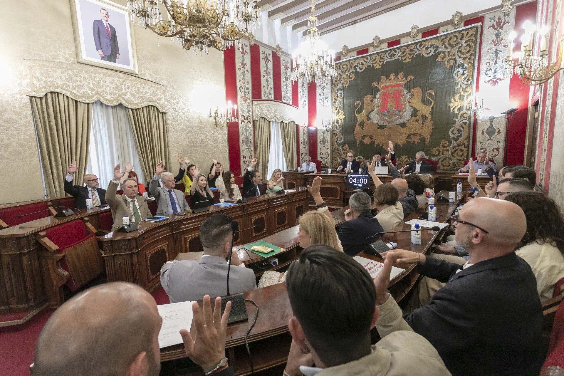 El Ayuntamiento aprueba por unanimidad la Fundación del Centenario de las Hogueras El Ayuntamiento aprueba por unanimidad la Fundación del Centenario de las Hogueras