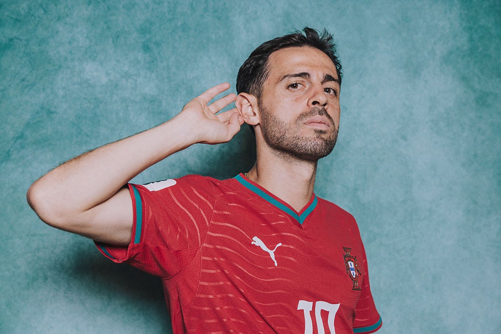 Bernardo Silva ya es jugador del Real Madrid: el portugués firma por las próximas dos temporadas y una más opcional Bernardo Silva ya es jugador del Real Madrid: el portugués firma por las próximas dos temporadas y una más opcional