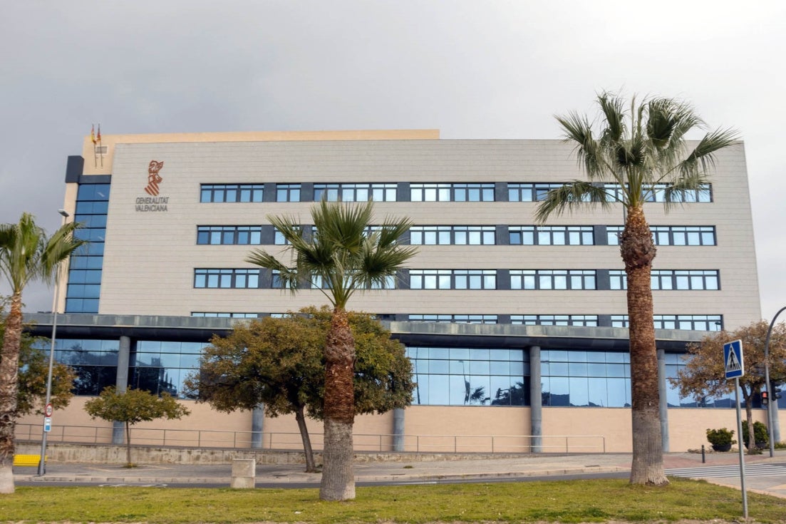 Justicia finaliza las obras de accesibilidad del Palacio de Justicia de Benidorm Justicia finaliza las obras de accesibilidad del Palacio de Justicia de Benidorm