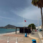Cierre al baño de la Playa de la Roda de Altea