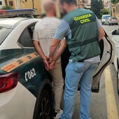 La Guardia Civil desarticula un grupo criminal especializado en robos en áreas de servicio de la AP-7