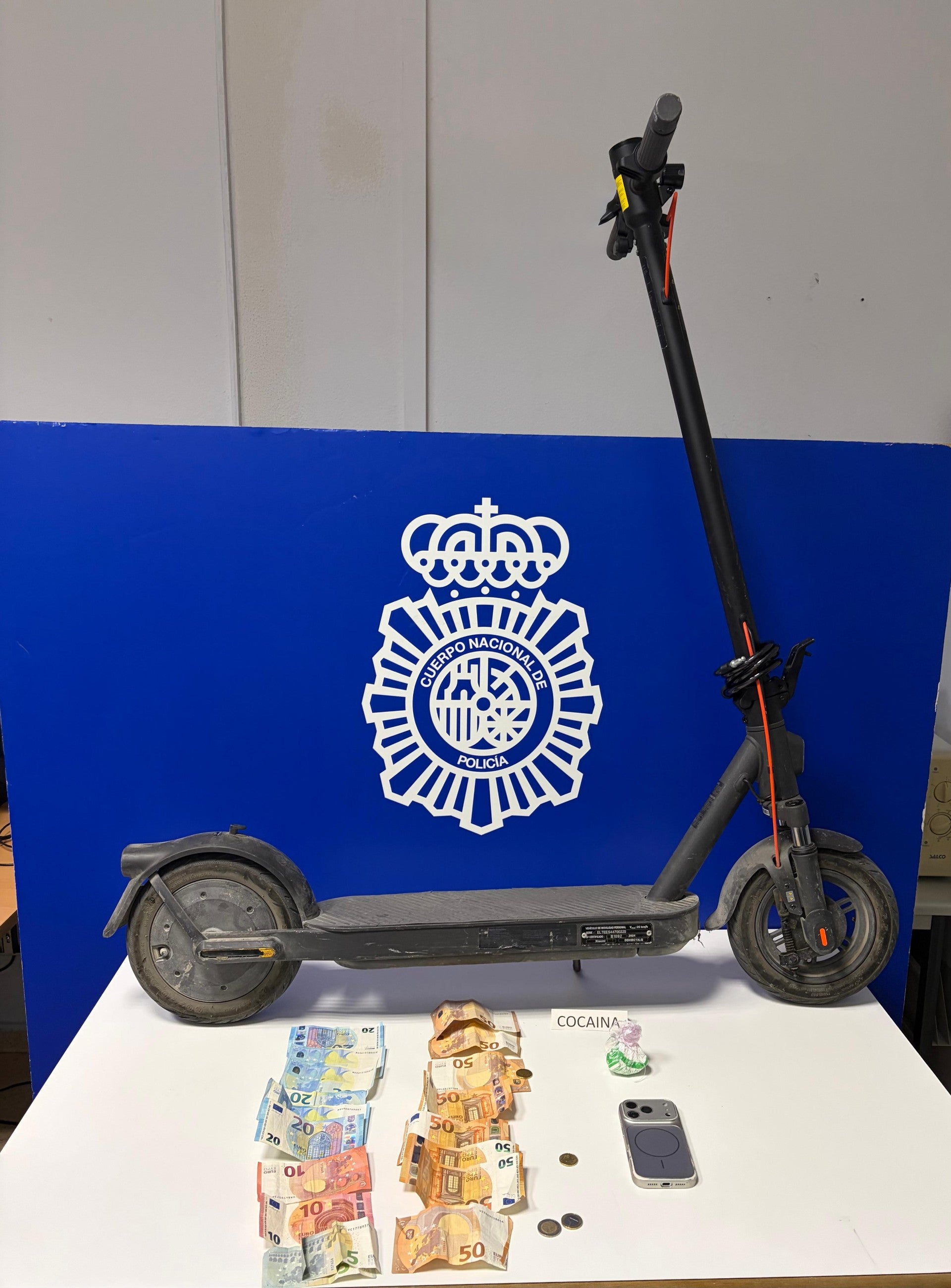Detenido por portar cocaína y circular a gran velocidad con un patinete eléctrico Detenido por portar cocaína y circular a gran velocidad con un patinete eléctrico