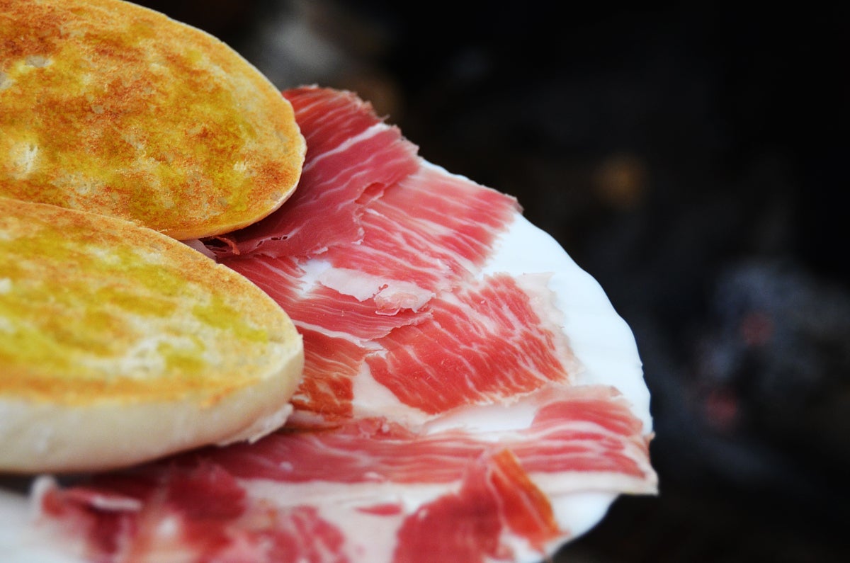 Andalucía, gastronomía única y de calidad: la dieta mediterránea y sus sabores se funden en una infinidad de propuestas para todos los gustos y paladares Andalucía, gastronomía única y de calidad: la dieta mediterránea y sus sabores se funden en una infinidad de propuestas para todos los gustos y paladares