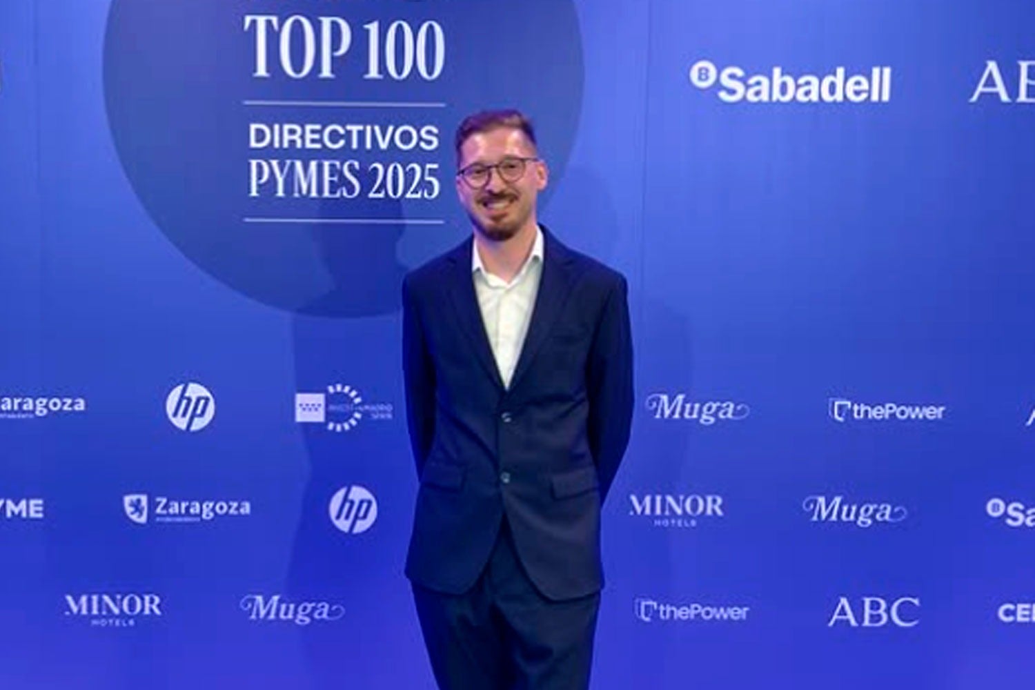 Uno de los 100 mejores directivos de España tiene acento conquense y aroma a azafrán Uno de los 100 mejores directivos de España tiene acento conquense y aroma a azafrán