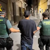 Sucesos.- La Guardia Civil detiene a un experimentado delincuente por el robo en un colegio de Cieza Sucesos.- La Guardia Civil detiene a un experimentado delincuente por el robo en un colegio de Cieza