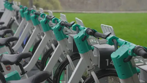 Seis empresas se presentan a la licitación del nuevo servicio de bicicletas eléctricas de la Comarca de Pamplona Seis empresas se presentan a la licitación del nuevo servicio de bicicletas eléctricas de la Comarca de Pamplona