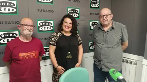 Pepe Polo, Lucía Caballero y Luis Salvador tertulia vecinos
