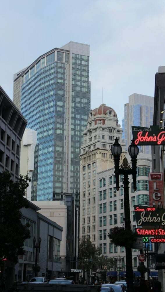 El restaurante John's Grill, sirviendo desde 1908