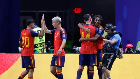 Los jugadores de la Selección celebran un gol ante Arabia Los jugadores de la Selección celebran un gol ante Arabia