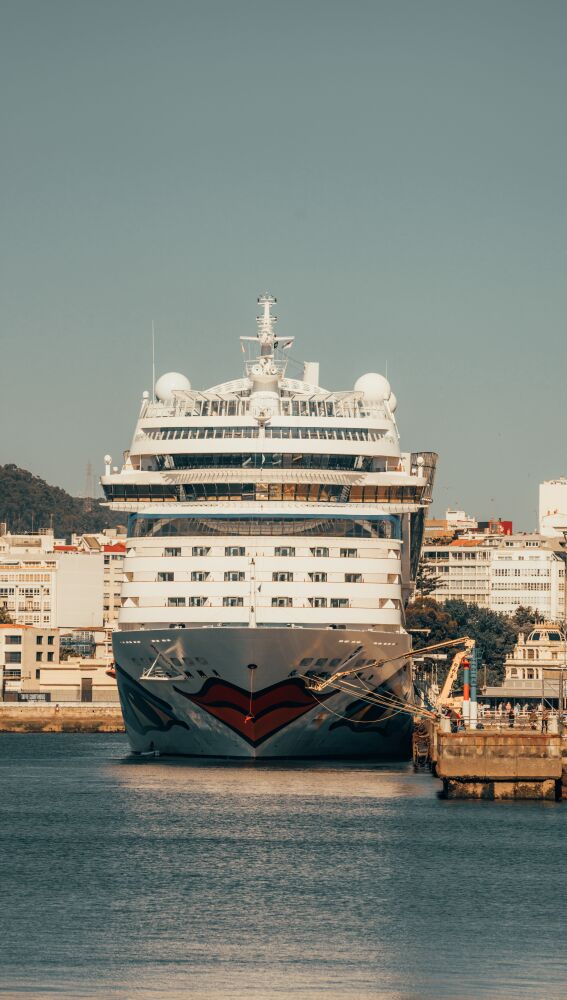 Crucero en el puerto de A Coruña