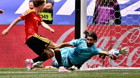 La parada milagrosa de Beiranvand en el partido contra Bélgica La parada milagrosa de Beiranvand en el partido contra Bélgica