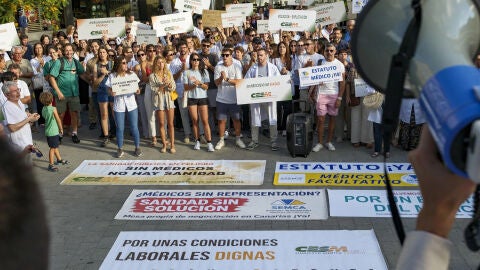 Manifestaci&oacute;n de los sanitarios en Gran CAnaria
