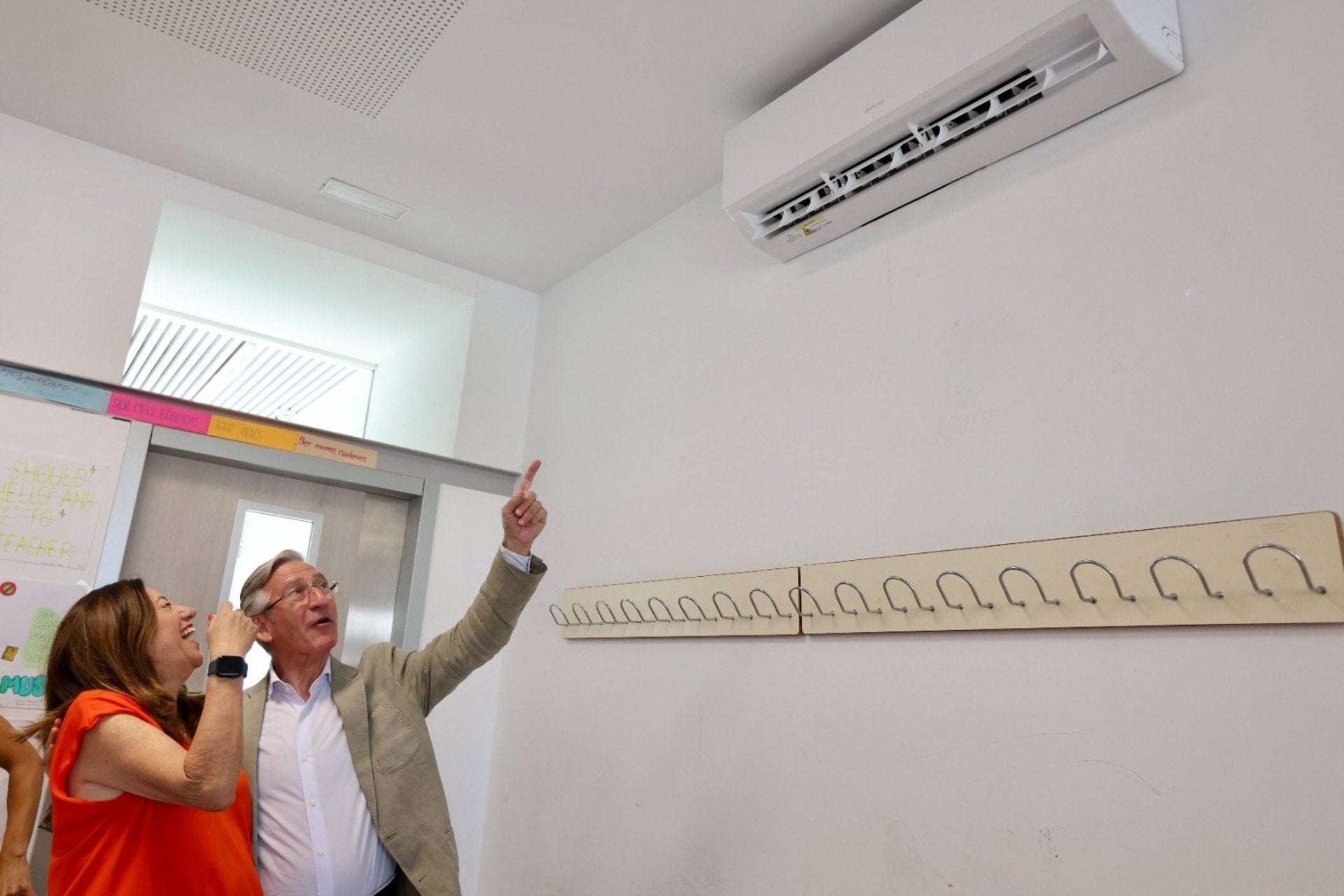 Más de 3.400 nuevos elementos de climatización en los centros docentes de la provincia de Sevilla Más de 3.400 nuevos elementos de climatización en los centros docentes de la provincia de Sevilla