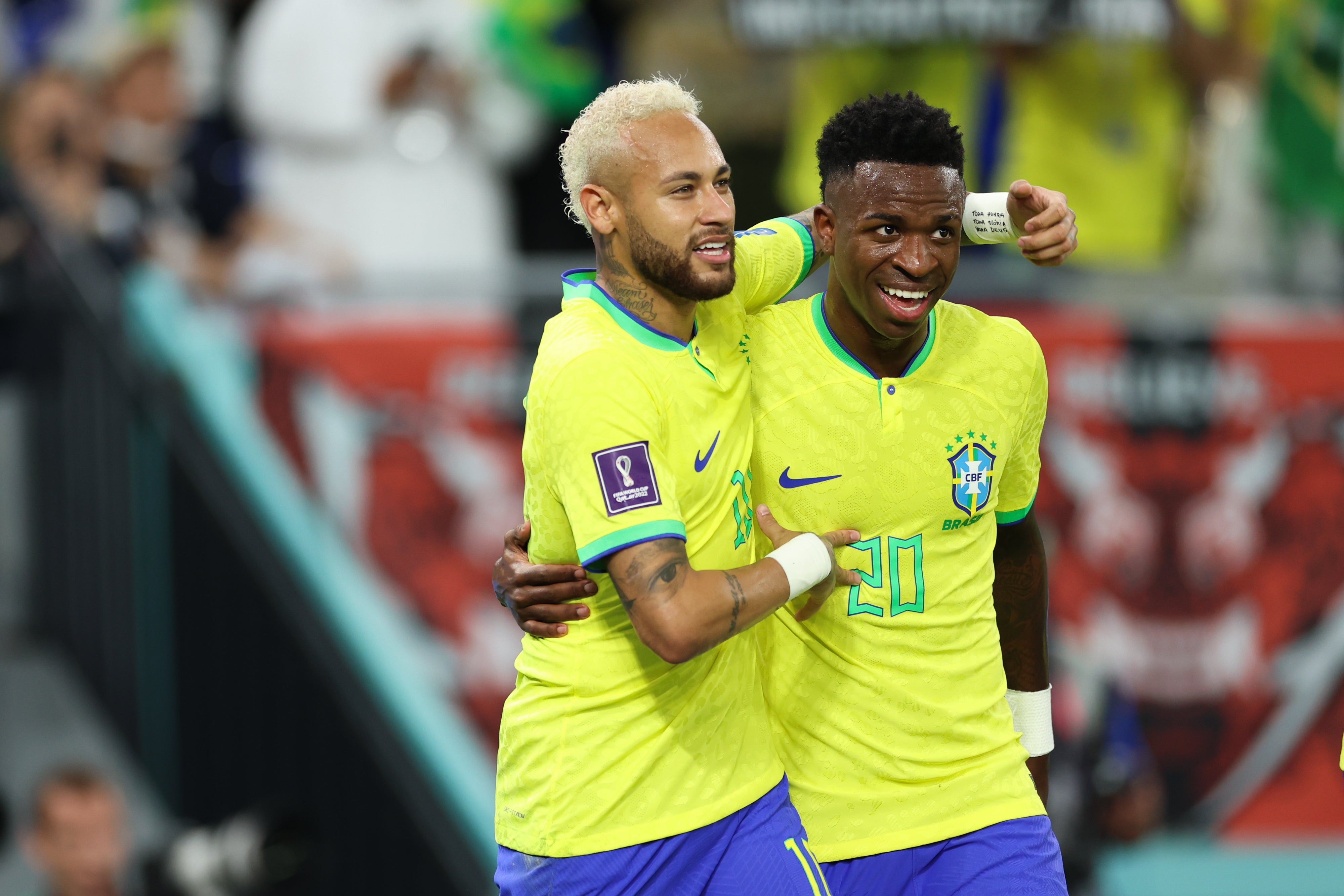La profecía de una vidente brasileña predice que Vinicius y Neymar serán abducidos por ovnis: "Va a pasar algo muy malo" La profecía de una vidente brasileña predice que Vinicius y Neymar serán abducidos por ovnis: "Va a pasar algo muy malo"