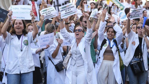 Protesta de los m&eacute;dicos en Santa Cruz de Tenerfe
