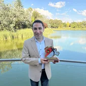 Roberto Benito, periodista de 'Onda Cero Salamanca', con la distinción recibida Roberto Benito, periodista de 'Onda Cero Salamanca', con la distinción recibida