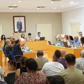 Unanimidad en el pleno de Don Benito a favor de la moción para cerrar el expediente de la fusión Unanimidad en el pleno de Don Benito a favor de la moción para cerrar el expediente de la fusión