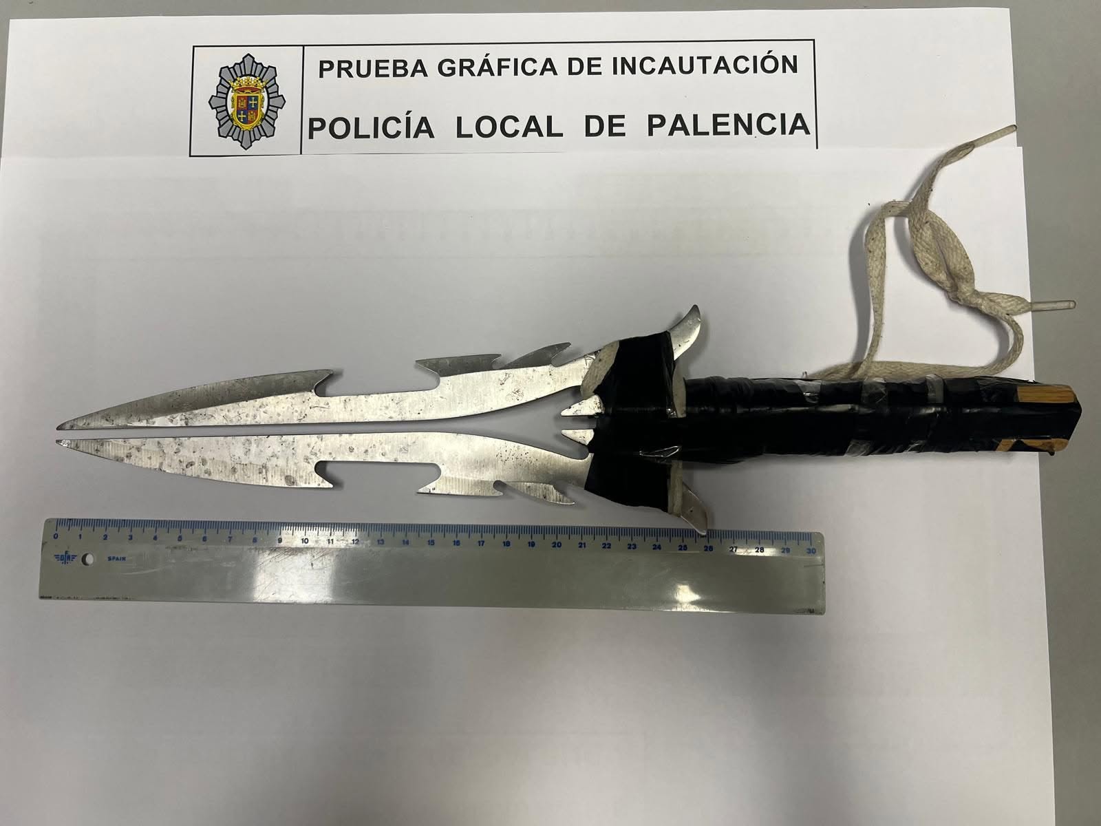 Intervenidas dos armas blancas en Palencia a sujetos con un amplio historial policial Intervenidas dos armas blancas en Palencia a sujetos con un amplio historial policial