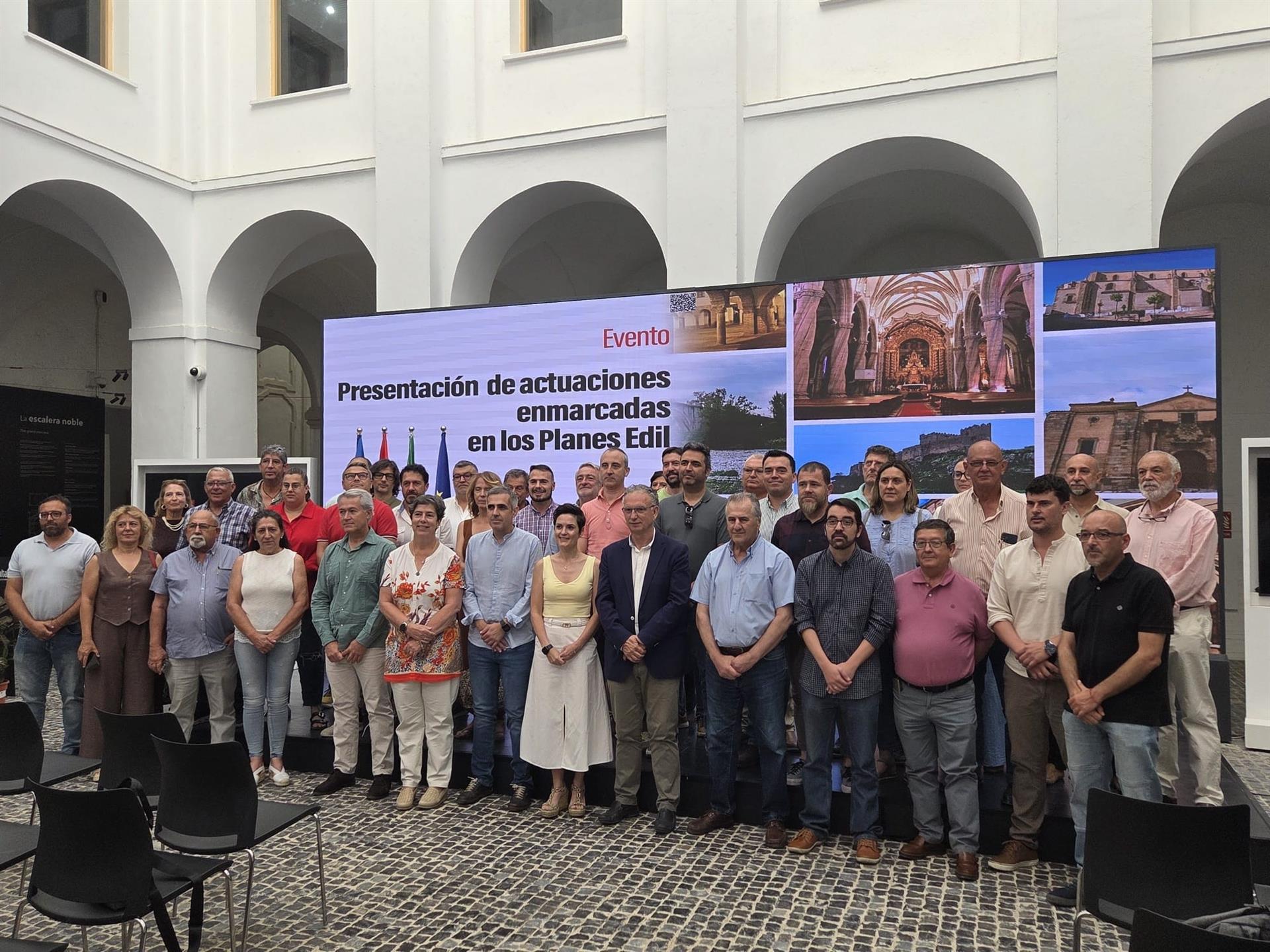Un total de 105 municipios pacenses se beneficiarán de nueve planes EDIL con una inversión de 52,4 millones Un total de 105 municipios pacenses se beneficiarán de nueve planes EDIL con una inversión de 52,4 millones