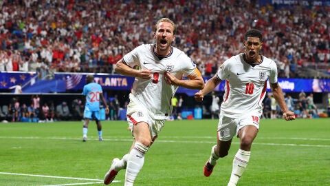 Kane celebra uno de los goles en la victoria ante R.D. Congo (2-1)