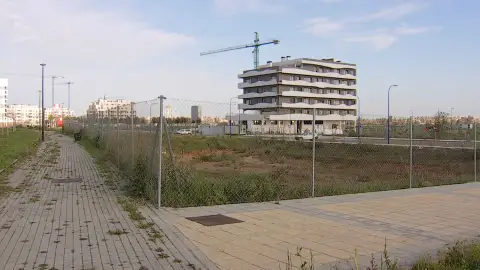 CCOO y UGT muestran su "oposición" a la implantación en la región de la Universidad Abierta CCOO y UGT muestran su "oposición" a la implantación en la región de la Universidad Abierta