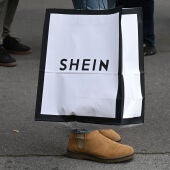Tasa Shein: entra en vigor en la UE el recargo por compras en plataformas como Temu o AliExpress 