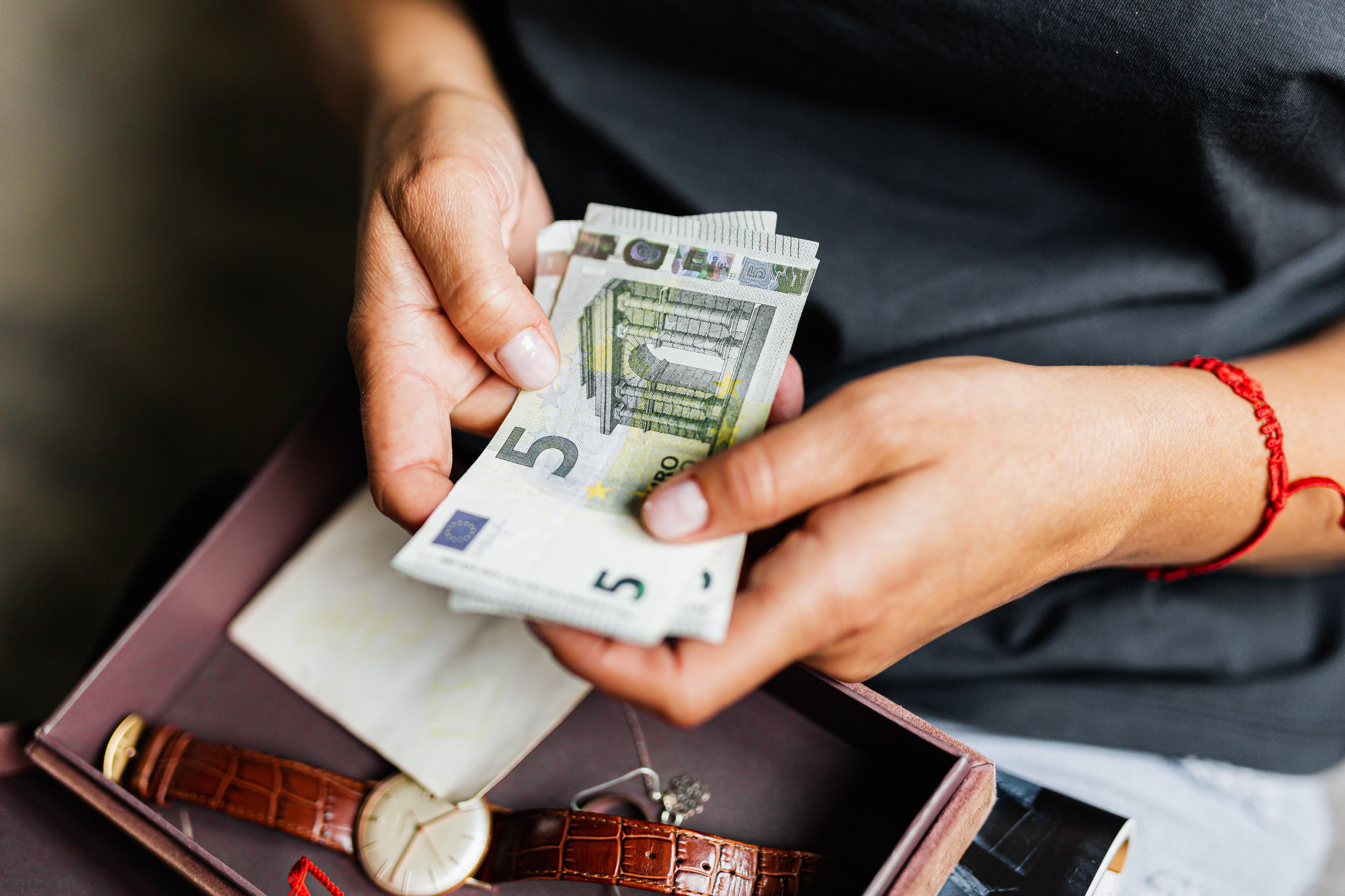Imagen de recurso de dinero. Imagen de recurso de dinero.