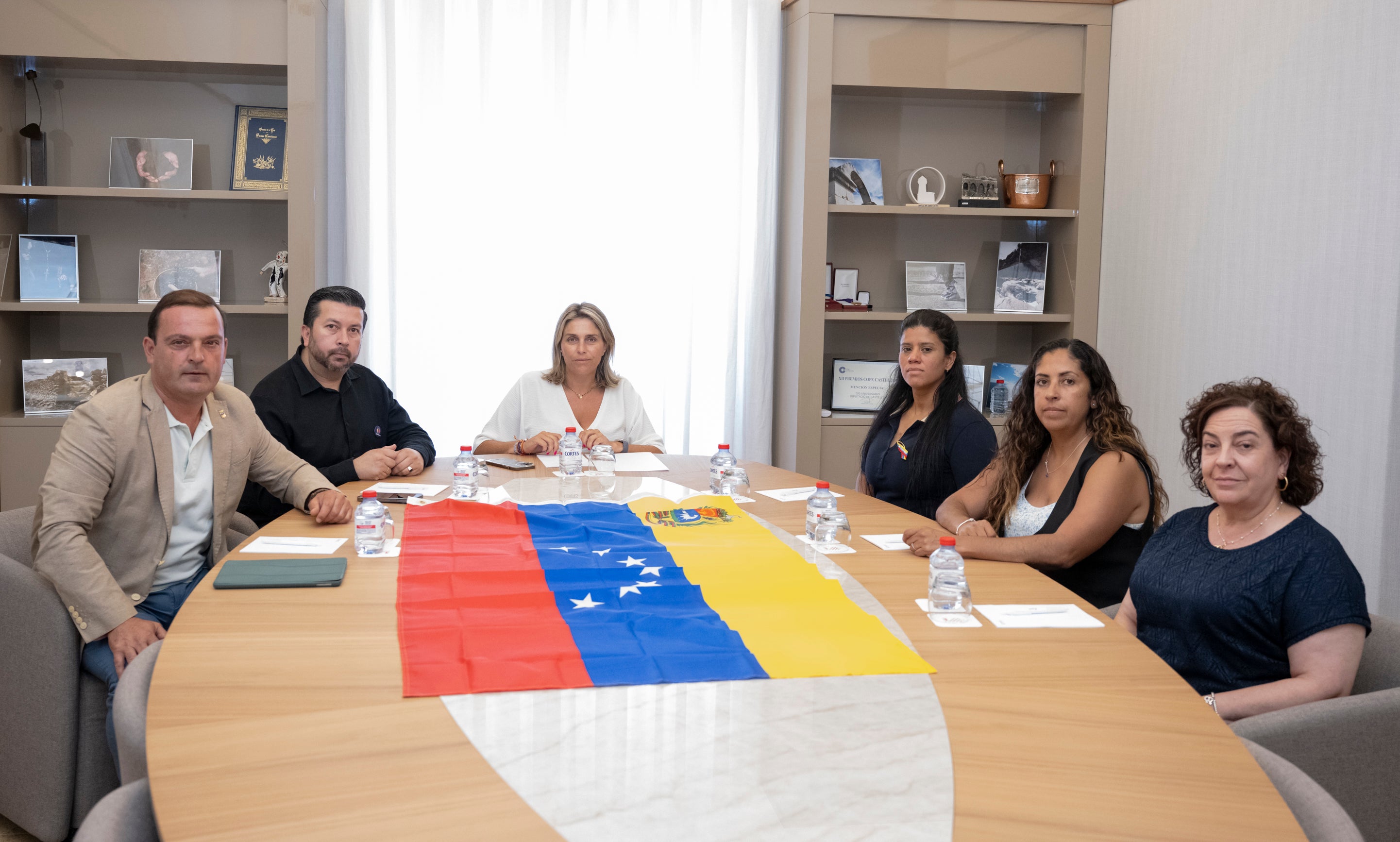 La Diputación de Castellón colaborará para enviar ayuda a Venezuela y ofrecer apoyo psicológico a la comunidad venezolana La Diputación de Castellón colaborará para enviar ayuda a Venezuela y ofrecer apoyo psicológico a la comunidad venezolana