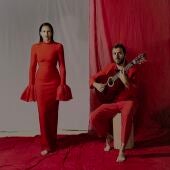 La artista Alba Carmona y el guitarrista Jesús Guerrero actúan este miércoles en Badajoz dentro del Festival Badasom