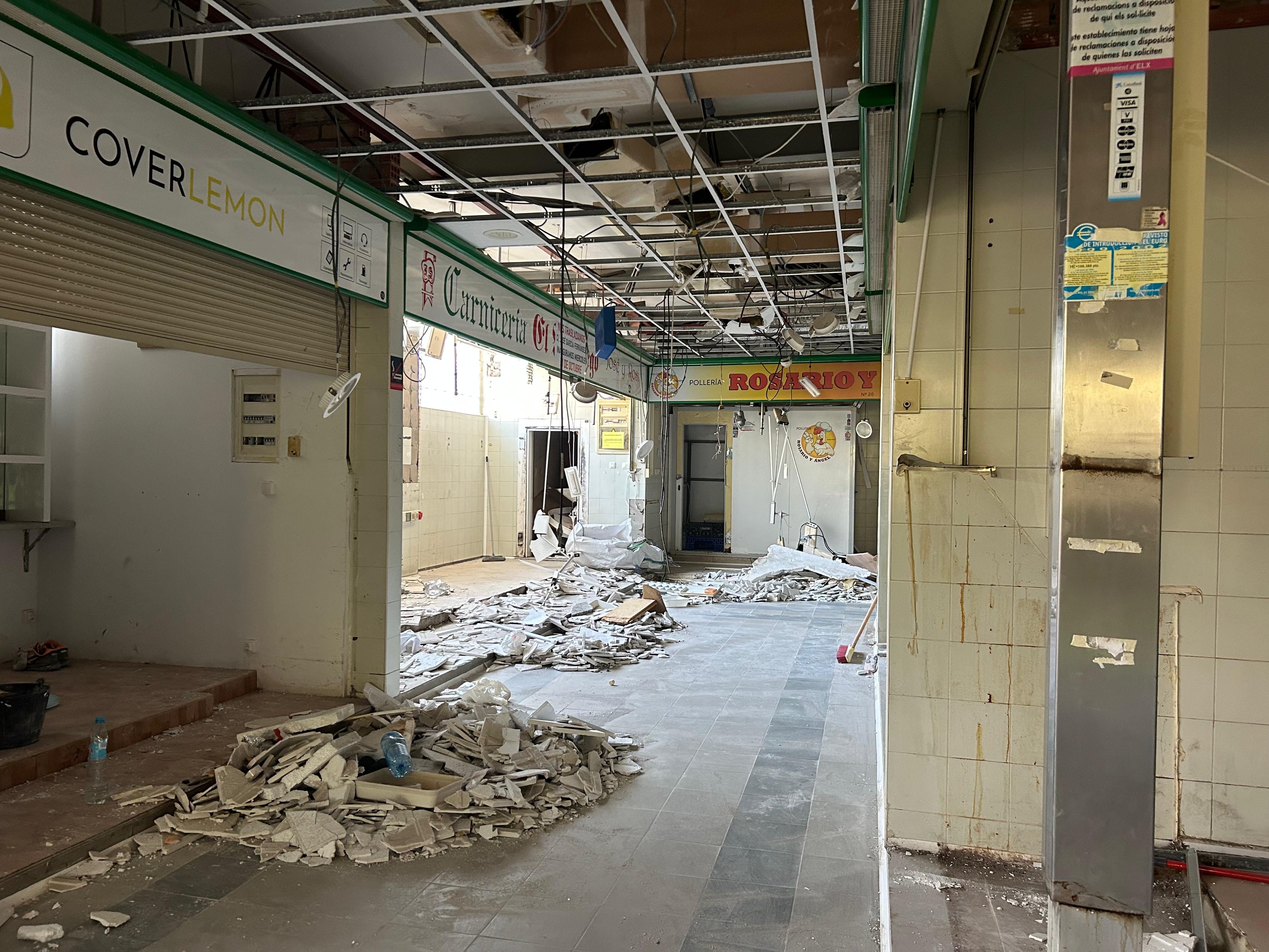 Comienzan en Elche las obras de reforma integral de los mercados de Plaza Madrid y Plaza Barcelona Comienzan en Elche las obras de reforma integral de los mercados de Plaza Madrid y Plaza Barcelona
