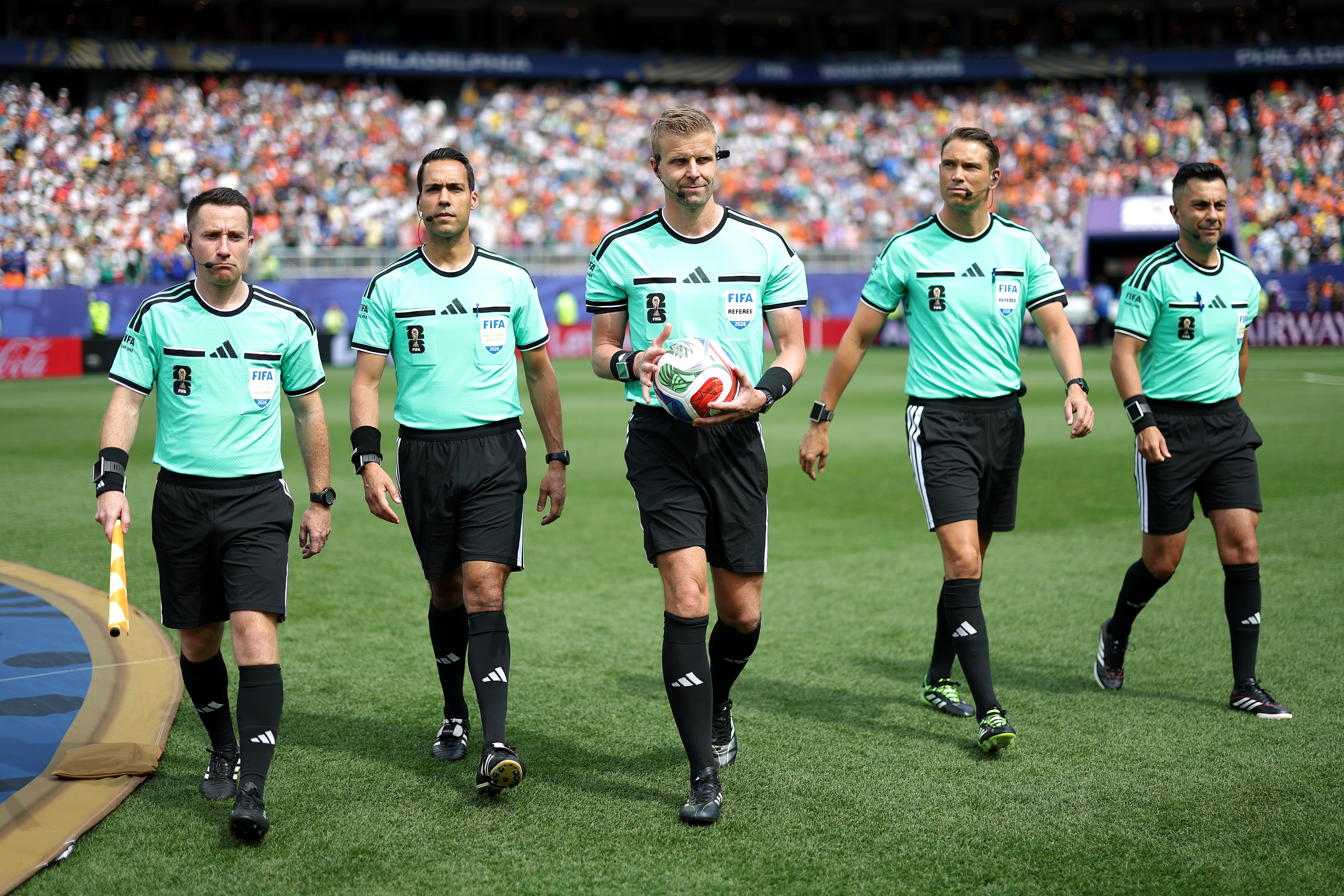 Glenn Nyberg durante un partido del Mundial 2026. Glenn Nyberg durante un partido del Mundial 2026.