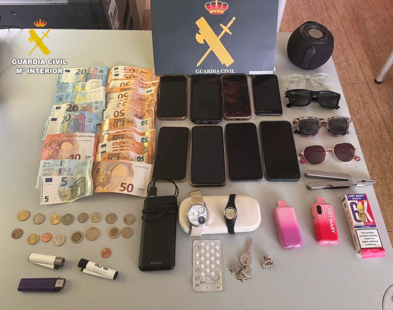 La Guardia Civil detiene a tres personas en Benicàssim por varios hurtos y pertenencia a grupo criminal La Guardia Civil detiene a tres personas en Benicàssim por varios hurtos y pertenencia a grupo criminal