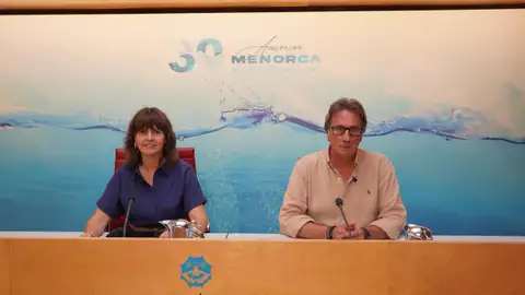 Consellera y Director Insular en rueda de prensa Consellera y Director Insular en rueda de prensa