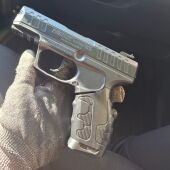 Arma de aire comprimido que portaba el detenido en Elche.