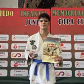 Alejandro Sánchez conquista el oro en la Supercopa Infantil de Tortosa tras una temporada brillante Alejandro Sánchez conquista el oro en la Supercopa Infantil de Tortosa tras una temporada brillante