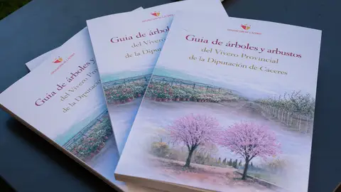 Diputación de Cáceres presenta la Guía de árboles y arbustos del Vivero Provincial Diputación de Cáceres presenta la Guía de árboles y arbustos del Vivero Provincial