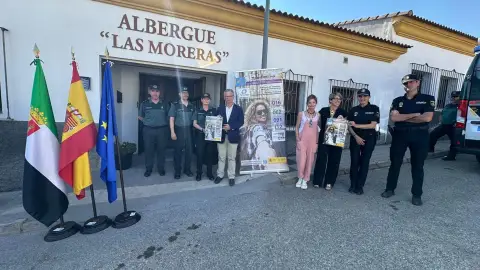 Extremadura refuerza una campaña para aumentar la seguridad de las mujeres en las rutas jacobeas Extremadura refuerza una campaña para aumentar la seguridad de las mujeres en las rutas jacobeas