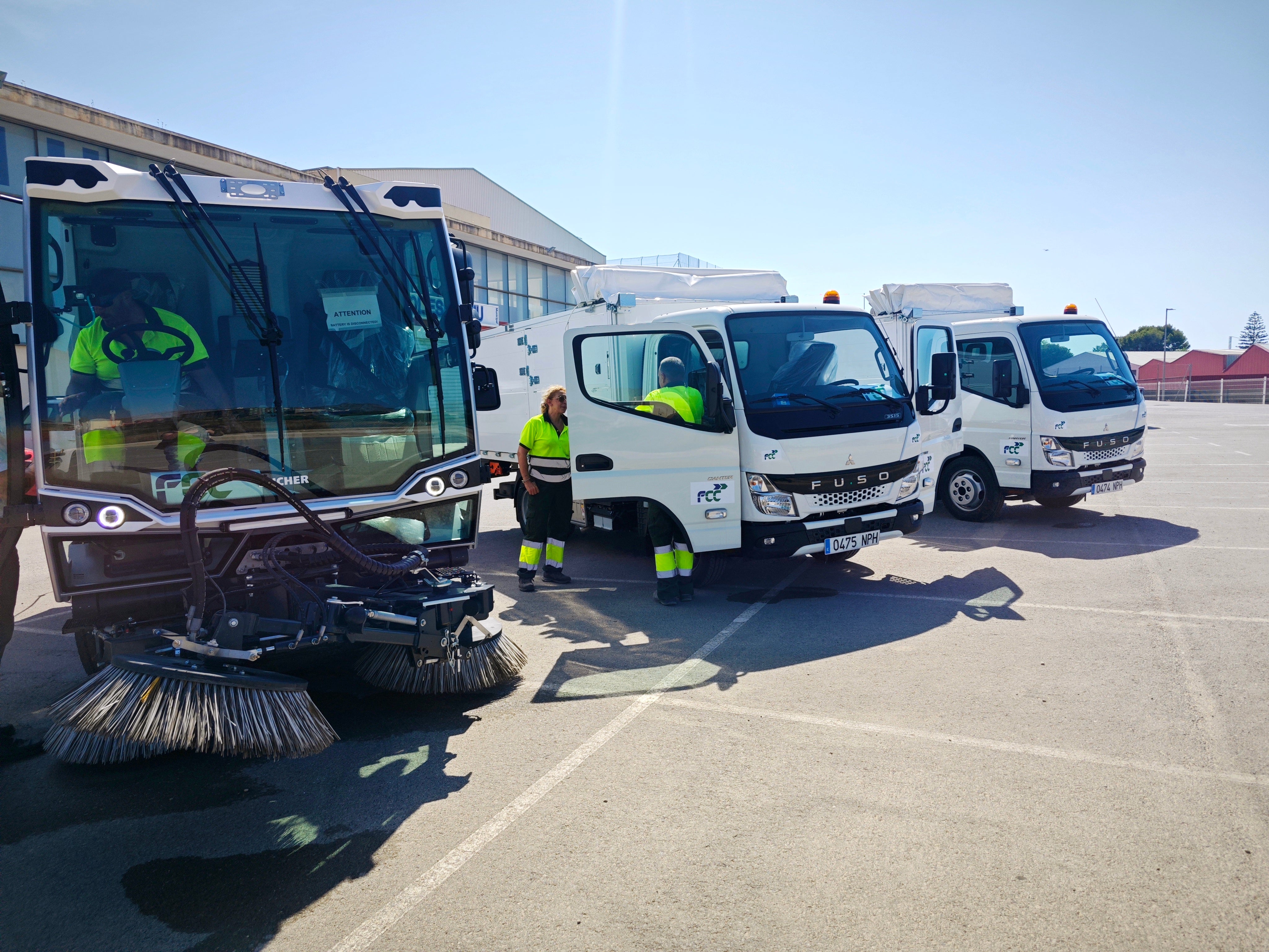 Callosa d'en Sarrià incorpora nueva maquinaria para reforzar los servicios de limpieza viaria y recogida de residuos Callosa d'en Sarrià incorpora nueva maquinaria para reforzar los servicios de limpieza viaria y recogida de residuos
