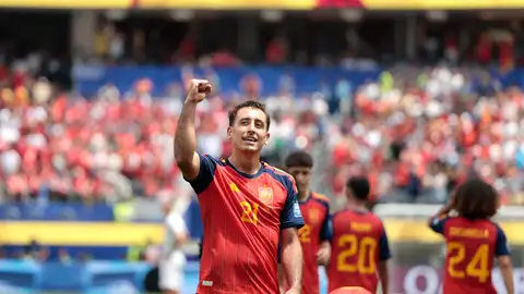Mikel Oyarzabal celebra uno de sus goles frente a Austria. Mikel Oyarzabal celebra uno de sus goles frente a Austria.