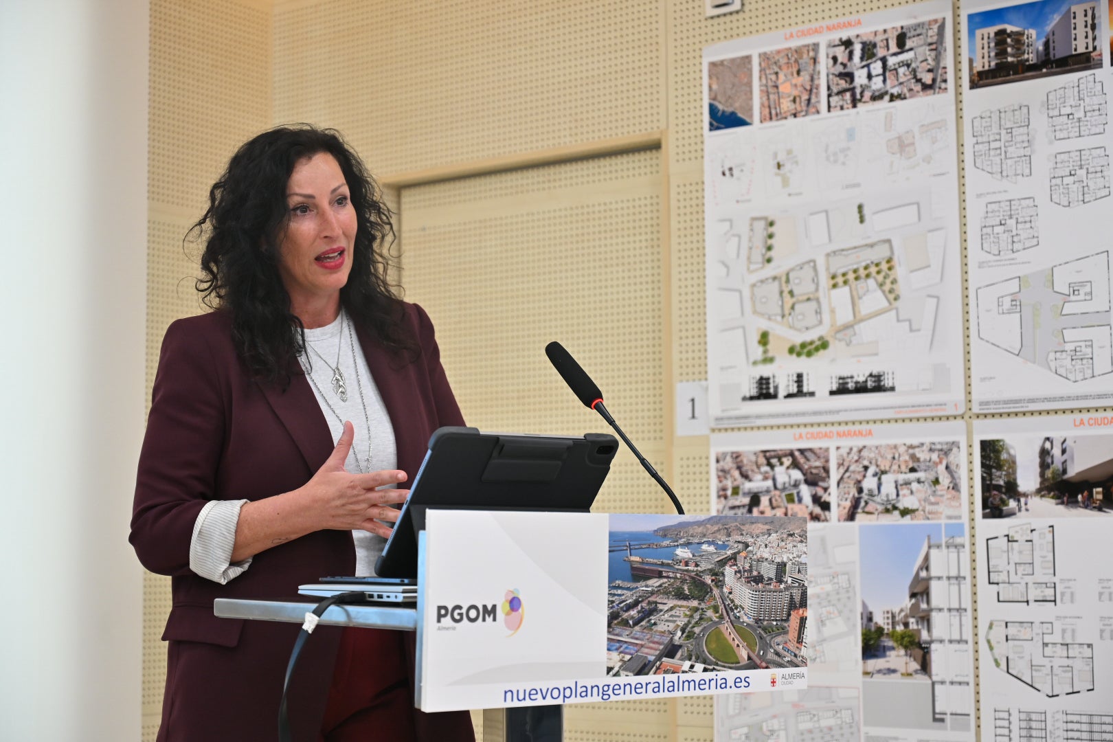 Almería pone en marcha el nuevo Plan General que definirá el crecimiento de la ciudad durante las próximas décadas Almería pone en marcha el nuevo Plan General que definirá el crecimiento de la ciudad durante las próximas décadas