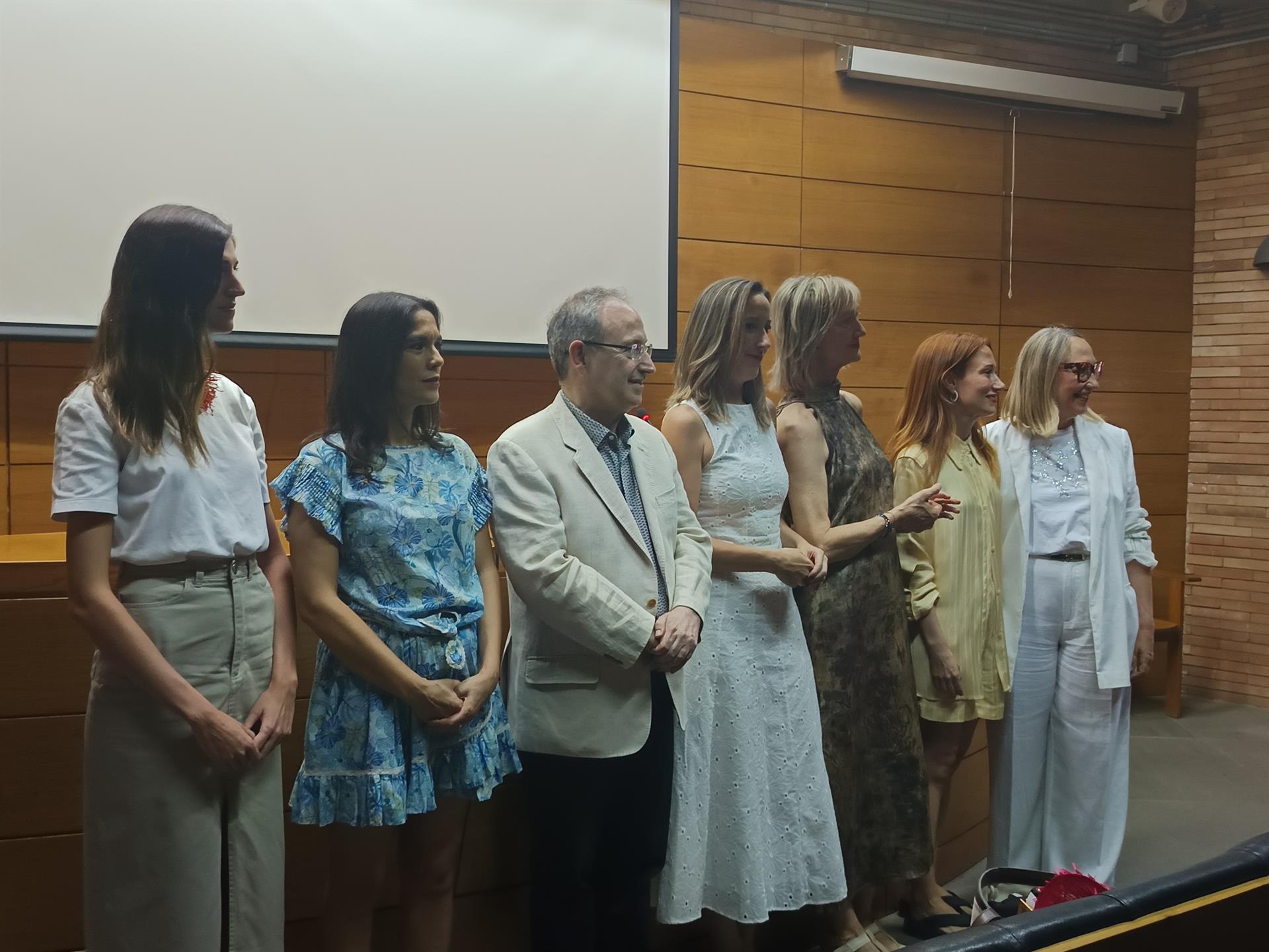 El desfile 'Micropaisajes' llevará arte, naturaleza y moda sostenible al Museo Romano de Mérida el próximo 7 de julio El desfile 'Micropaisajes' llevará arte, naturaleza y moda sostenible al Museo Romano de Mérida el próximo 7 de julio