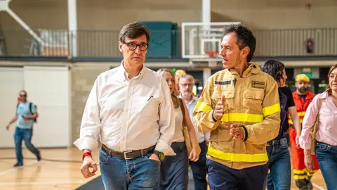 El presidente de la Generalitat, Salvador Illa, y el jefe de Bombers, David Borrell El presidente de la Generalitat, Salvador Illa, y el jefe de Bombers, David Borrell