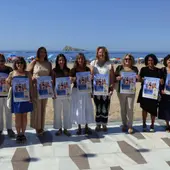 El Consejo Comarcal de Igualdad arranca la campaña de verano con el lema ‘Me resbala’, para combatir los estereotipos físicos El Consejo Comarcal de Igualdad arranca la campaña de verano con el lema ‘Me resbala’, para combatir los estereotipos físicos