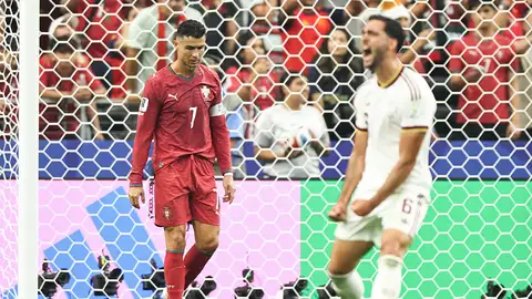 Mikel Merino celebra su gol con la Selección frente a Cristiano Ronaldo. Mikel Merino celebra su gol con la Selección frente a Cristiano Ronaldo.