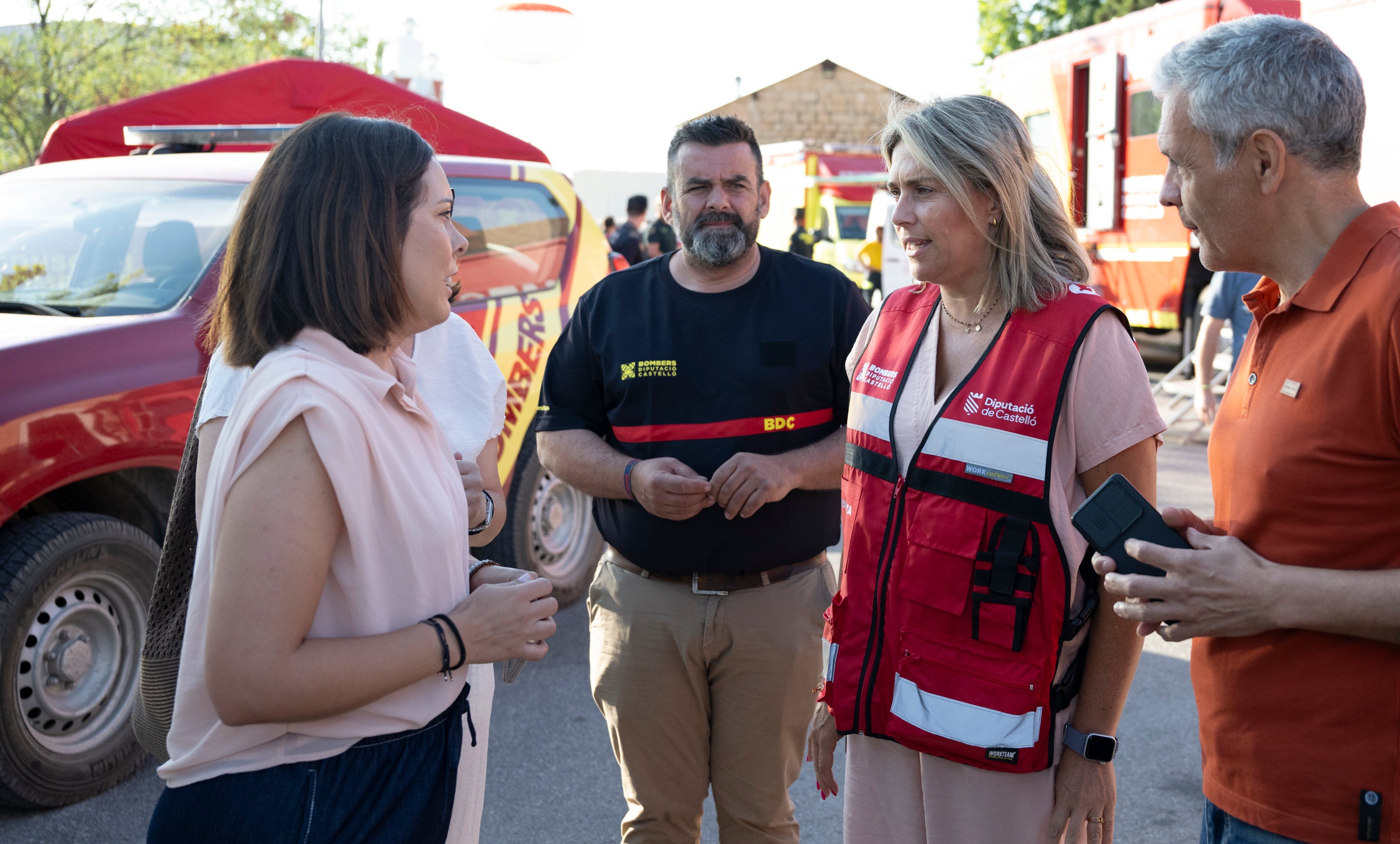 La Diputación activa la línea de catástrofes para ayudar a Soneja y Azuébar tras el incendio forestal La Diputación activa la línea de catástrofes para ayudar a Soneja y Azuébar tras el incendio forestal