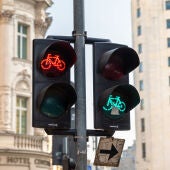 Semáforo para bicicletas en Bucarest Rumania