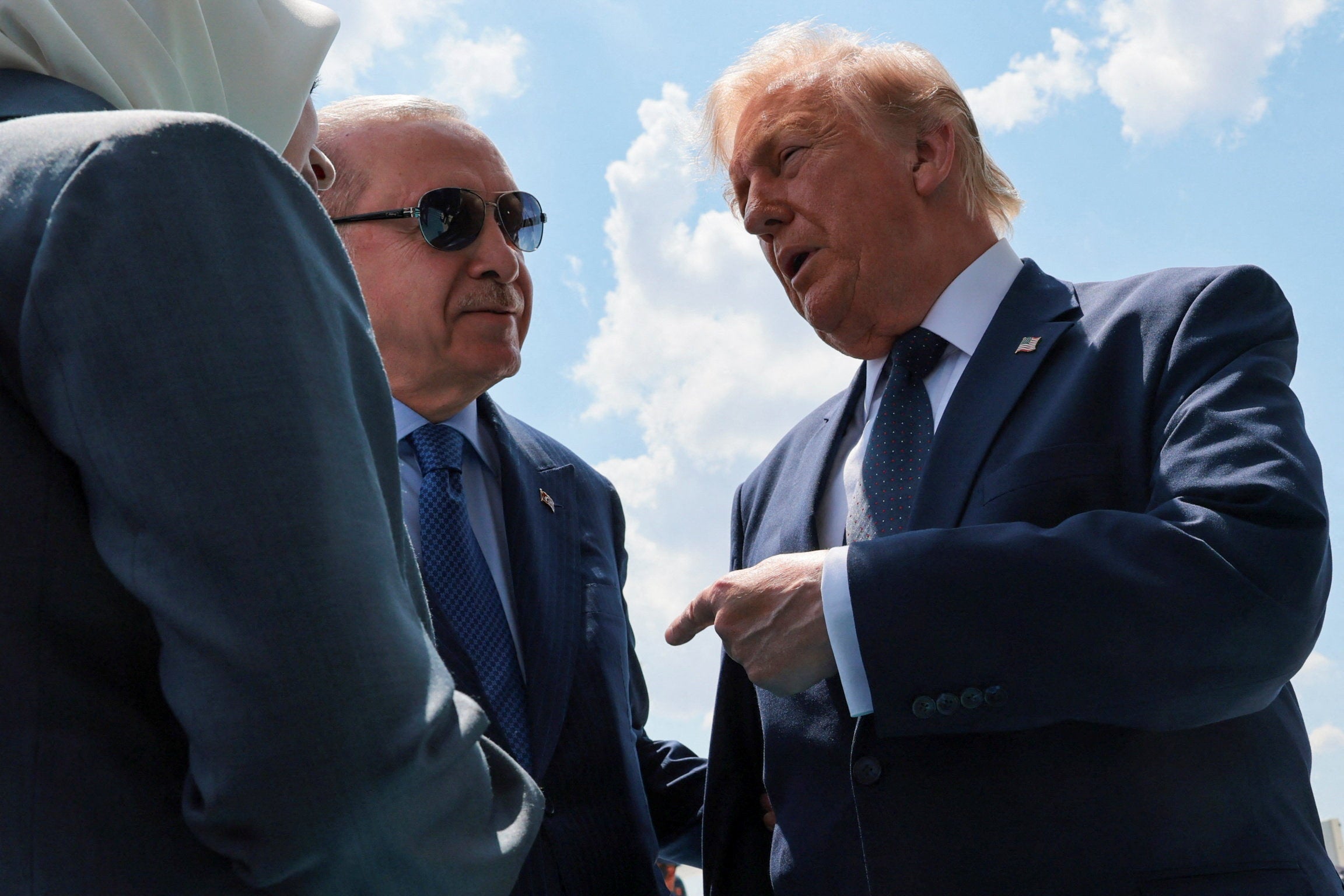 El presidente de EE. UU., Trump, llega a Turquía para la cumbre de la OTAN El presidente de EE. UU., Trump, llega a Turquía para la cumbre de la OTAN