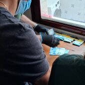 La Guardia Civil detiene a cinco personas por tráfico de drogas en Sueca y Riola.