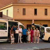 La Residencia Santa Marta de Villajoyosa incorpora dos nuevas furgonetas adaptadas para el transporte de residentes La Residencia Santa Marta de Villajoyosa incorpora dos nuevas furgonetas adaptadas para el transporte de residentes