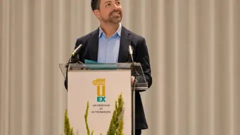 El profesor de la UEx Ignacio Fernández Portero gana el National Teacher Prize España en la categoría de Universidad El profesor de la UEx Ignacio Fernández Portero gana el National Teacher Prize España en la categoría de Universidad